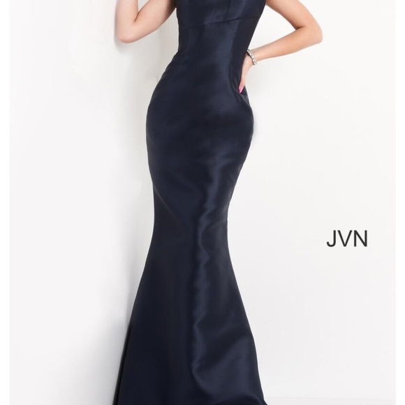 JVN by Jovani Style# JVN04717 Navy Off the Shoulder Mermaid Gown - Size 14 - Picture 3 of 8